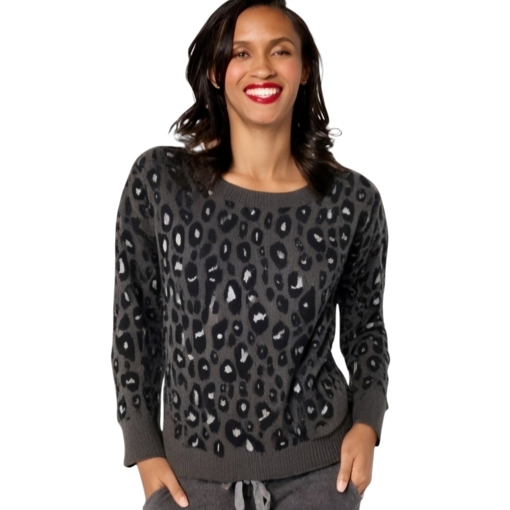 Lucky Brand Gray with Black and White Cheetah Animal‎ Print Long Sleeve L